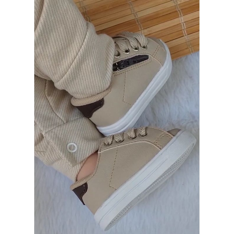 tênis bege com zíper de enfeite número 16 ao 22 com sola sapatinho tênis calçado bebê bebe menino