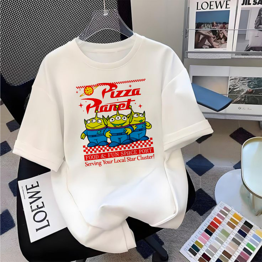 Camiseta Casual Unissex Aliens Pizza Desenho Animado