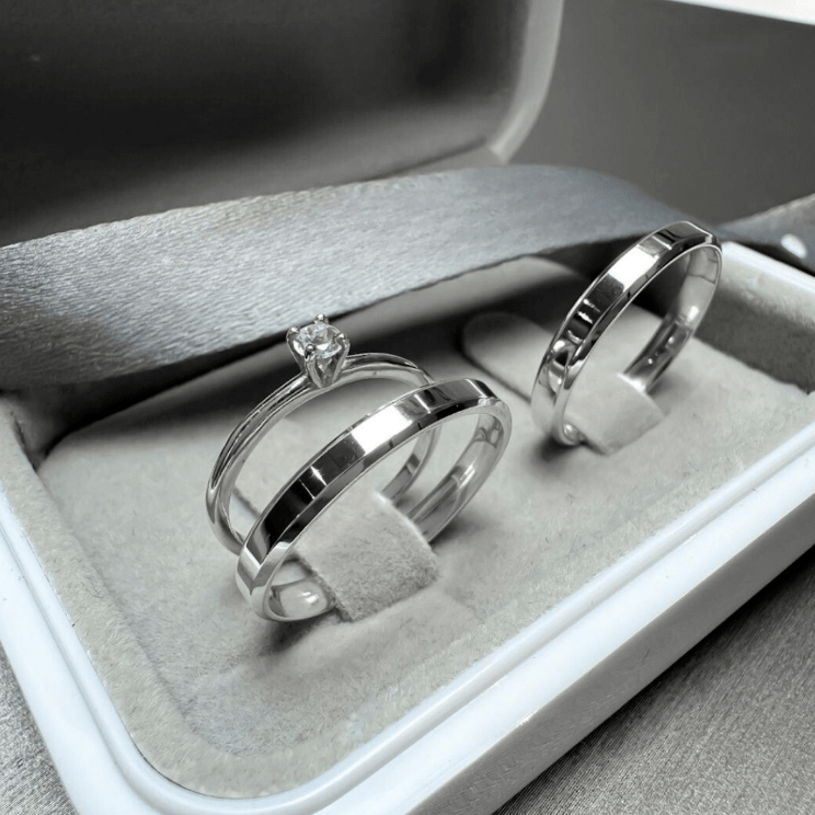 Aliança de Namoro Par Compromisso com Solitário Noivado Aço Inox Prata ENVIO IMEDIATO!