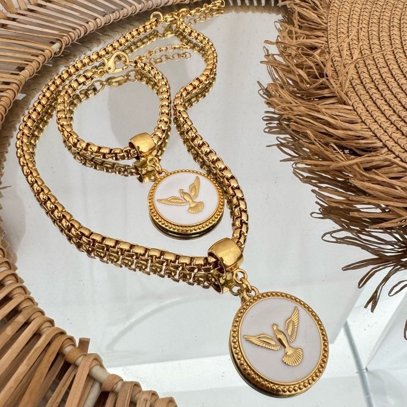 Colar ou pulseira semijoia pomba da paz divino Espírito Santo verniz italiano