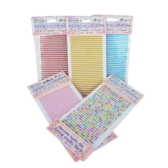 Adesivo Strass 3mm 4 cartelas com 667 strass cada - Brilhante para Decoração e Artesanato