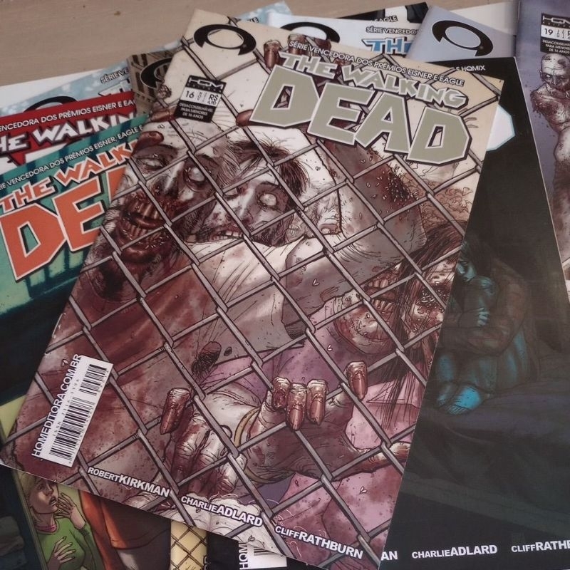 HQ The Walking Dead - HQ que deu origem ao seriado - Robert Kirkman