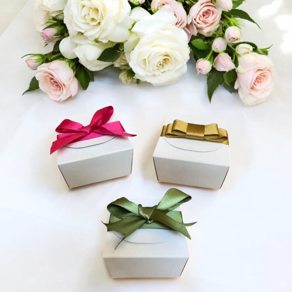 50 Caixinha P/ Bem Casado Lembrancinha Branco, kraft, Verde, Lilás, Azul, Terracota e Marsala  6cm em Oferta na Shopee