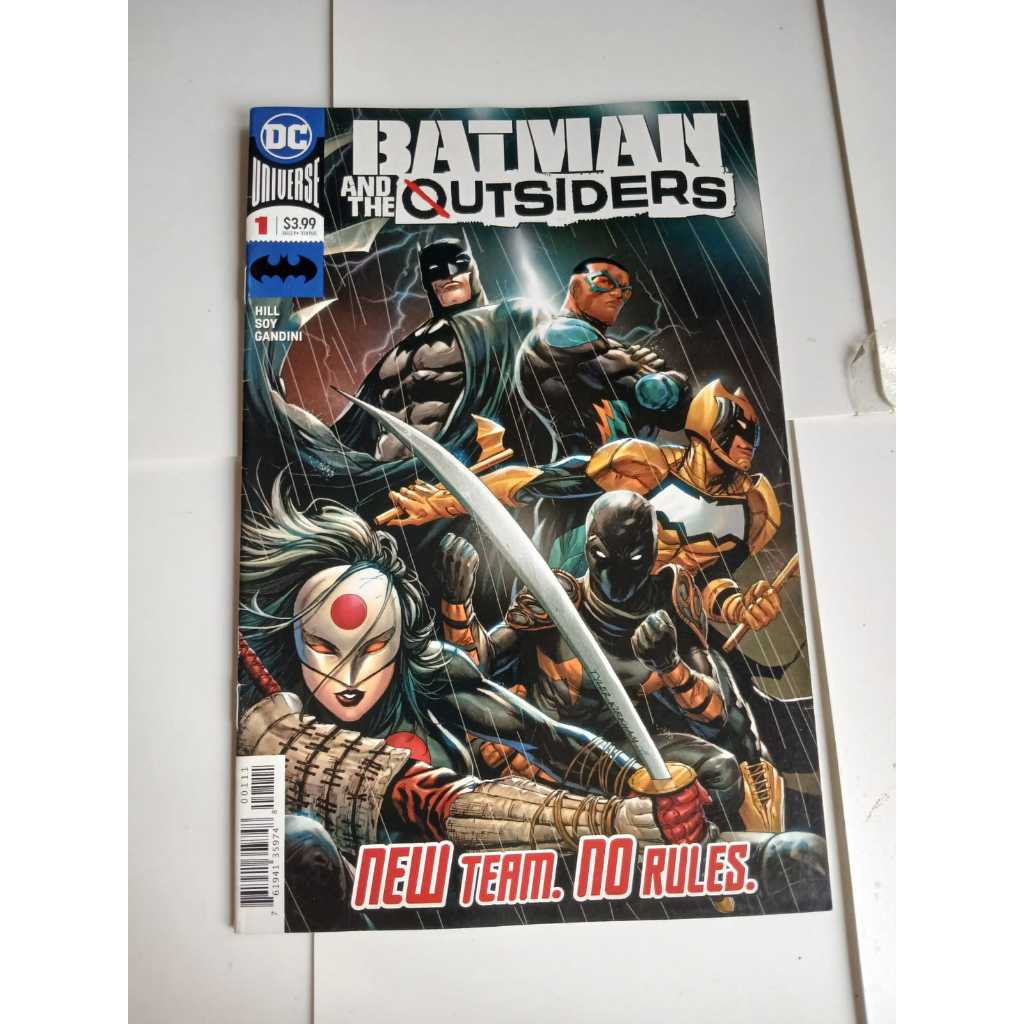 BATMAN AND THE OUTSIDERS Nº 1 - REVISTA IMPORTADA