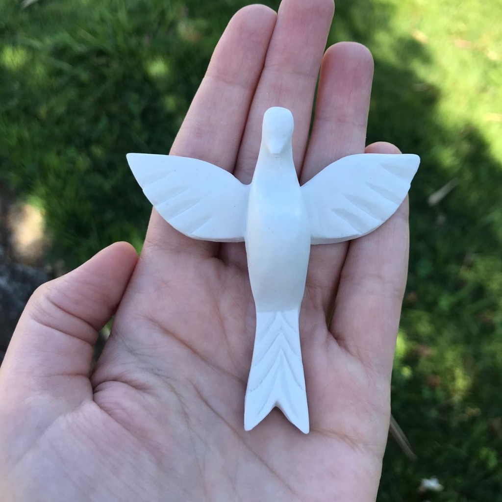 Divino Lembrancinha Casamento Batizado Católico Espirito Santo Kit 10 Resina