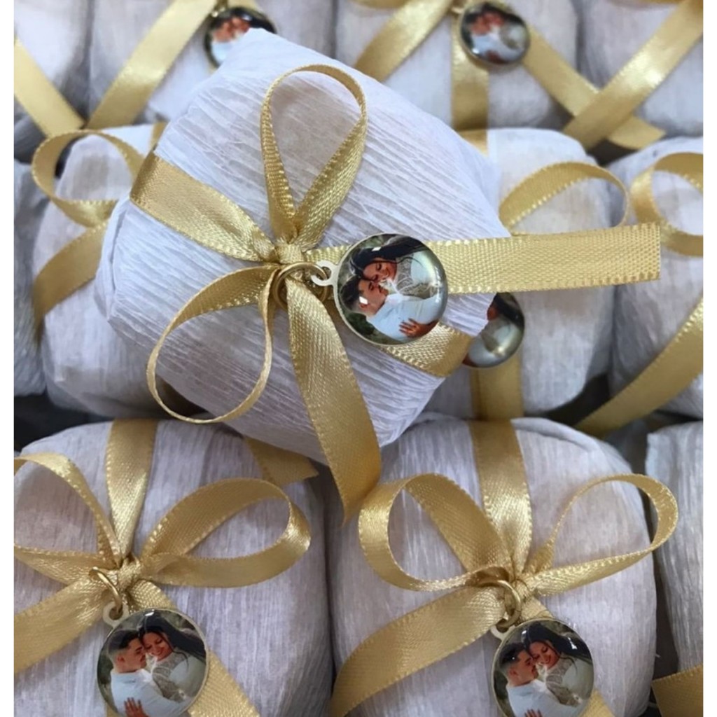 O que é Medalhinha Personalizada? Guia e Onde Comprar | BuscaProdutos