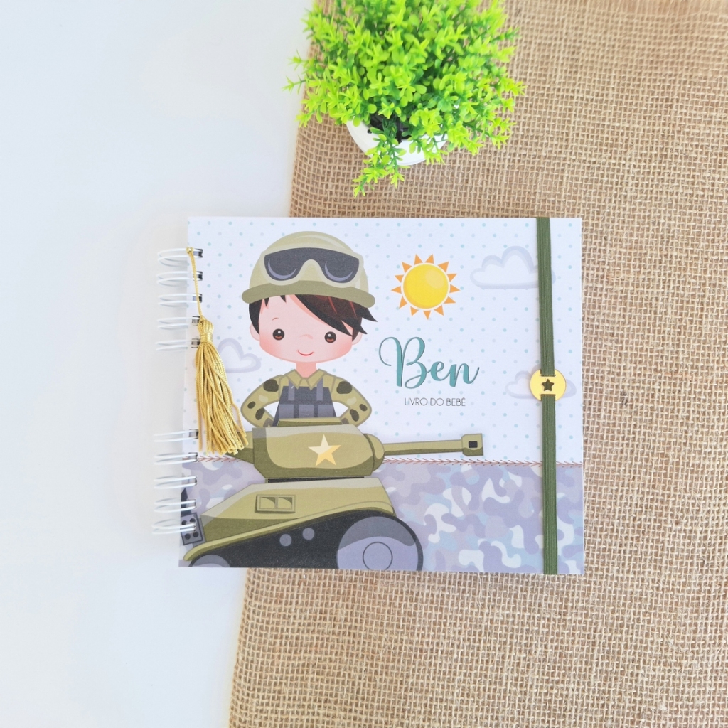 Livro do bebê -  Exercito Menino