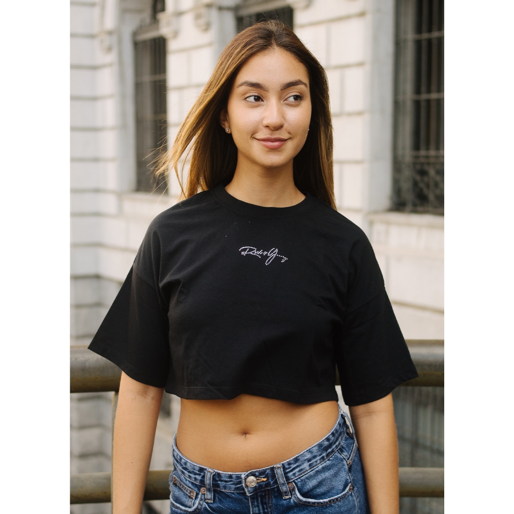 Camiseta Feminina T-shirt Cropped Strass Assinatura Manga Curta Oversized Confortável Estilosa