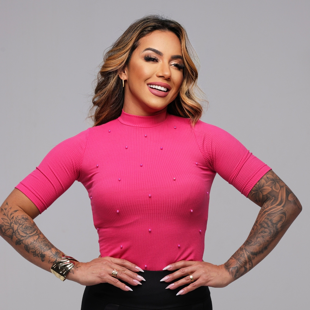 Blusa Feminina T-shirt de Luxo Canelado - Rosa Com Pérolas em Oferta na Shopee