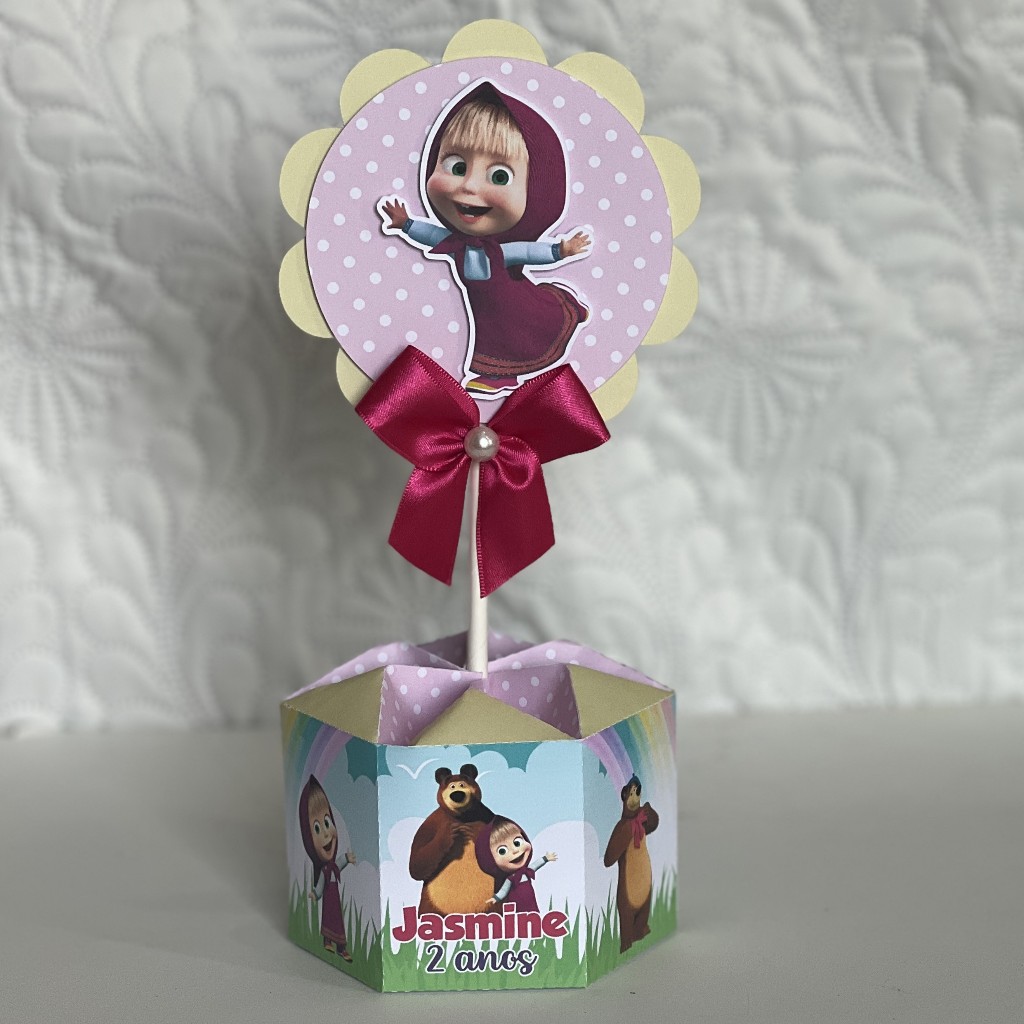 Centro de Mesa G Masha e o urso (PEGUE E MONTE) | lembrancinhas Masha e o urso | decoração Masha e o urso