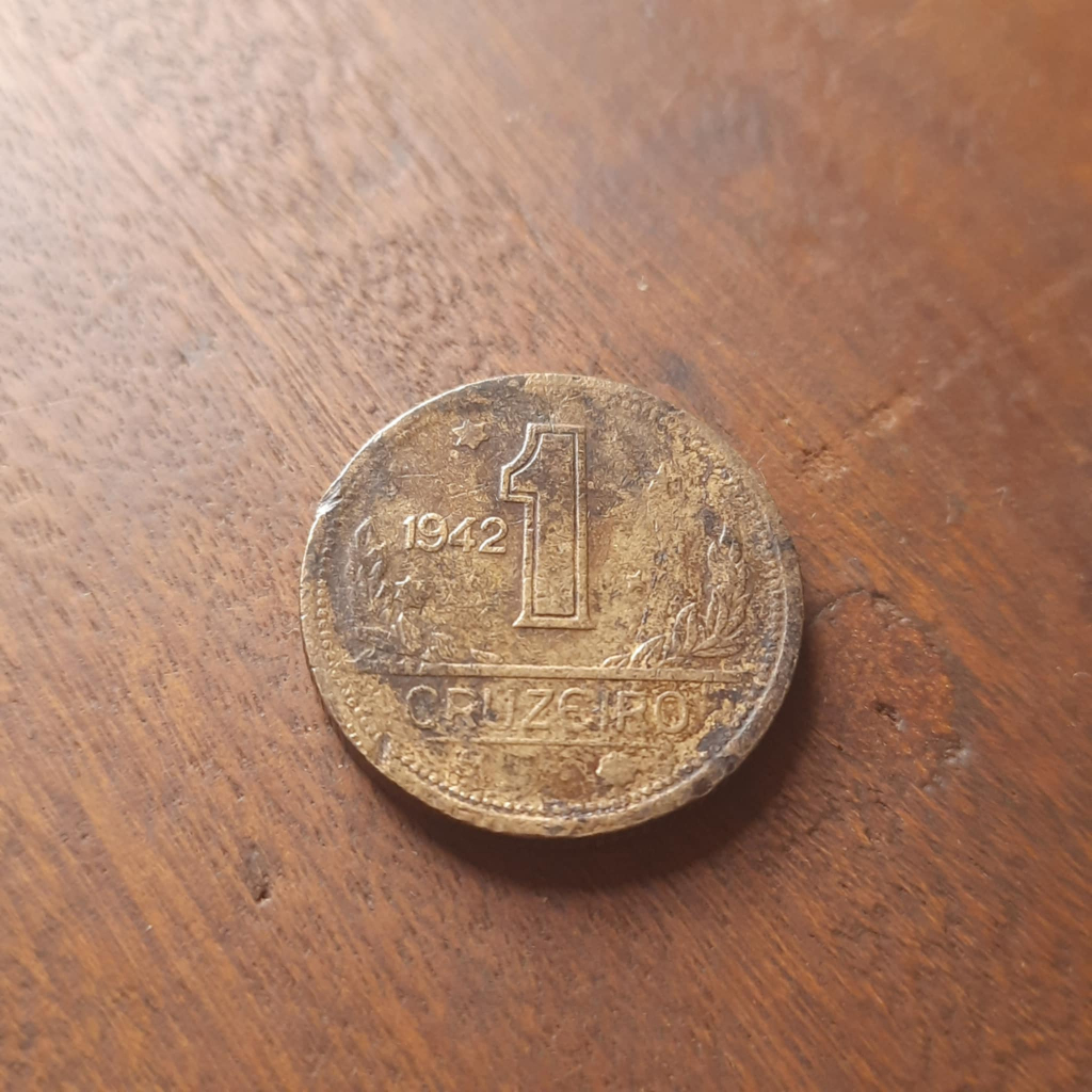 Moeda 1 cruzeiro 1942 - Escassa