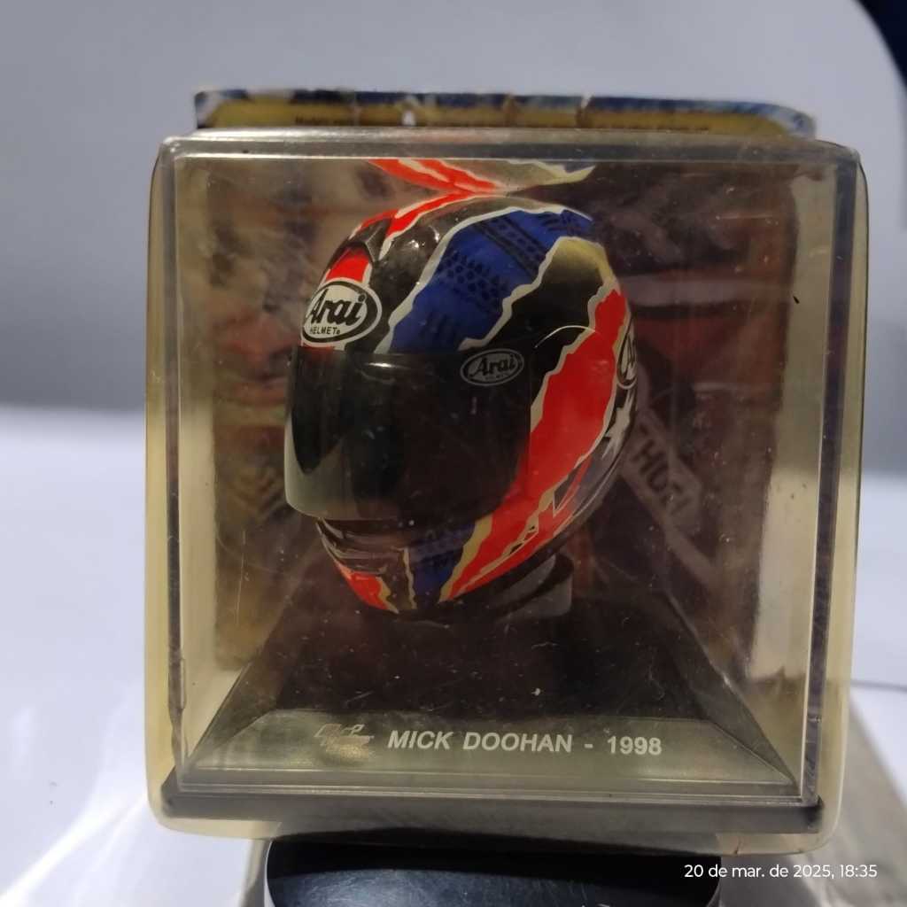Miniatura capacete MotoGP,  Mick Doohan, temporada 1998.