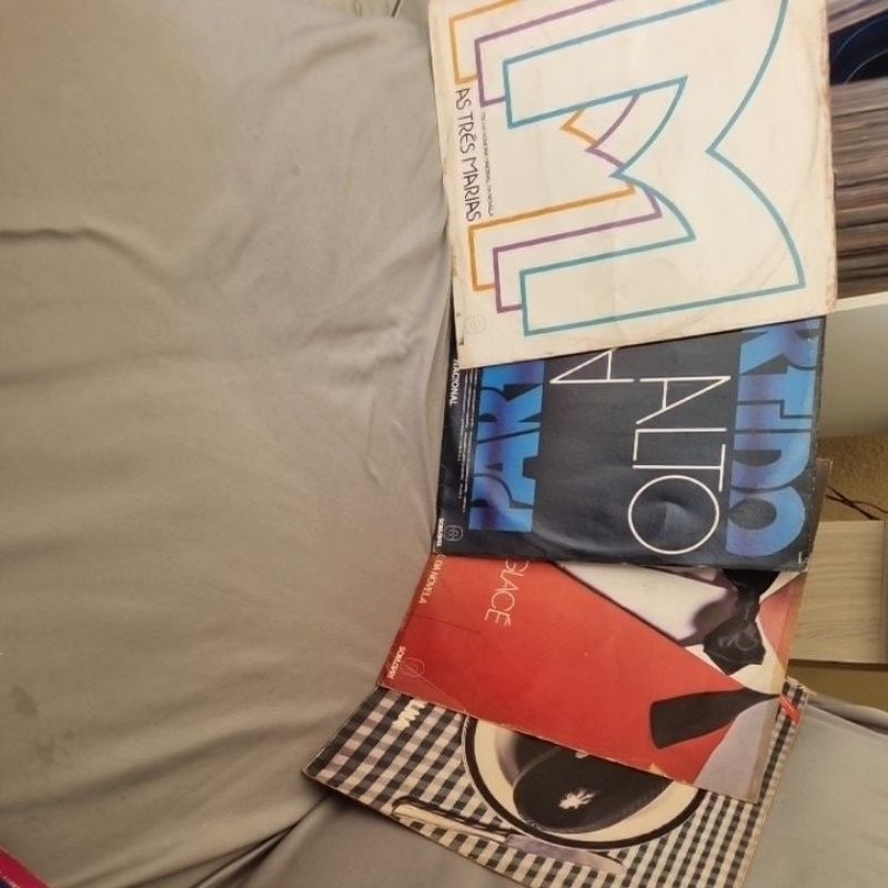 4 capas de lp disco de vinil As três  Marias + feijao maravilha internacional + partido alto + Marron Glacé nacional