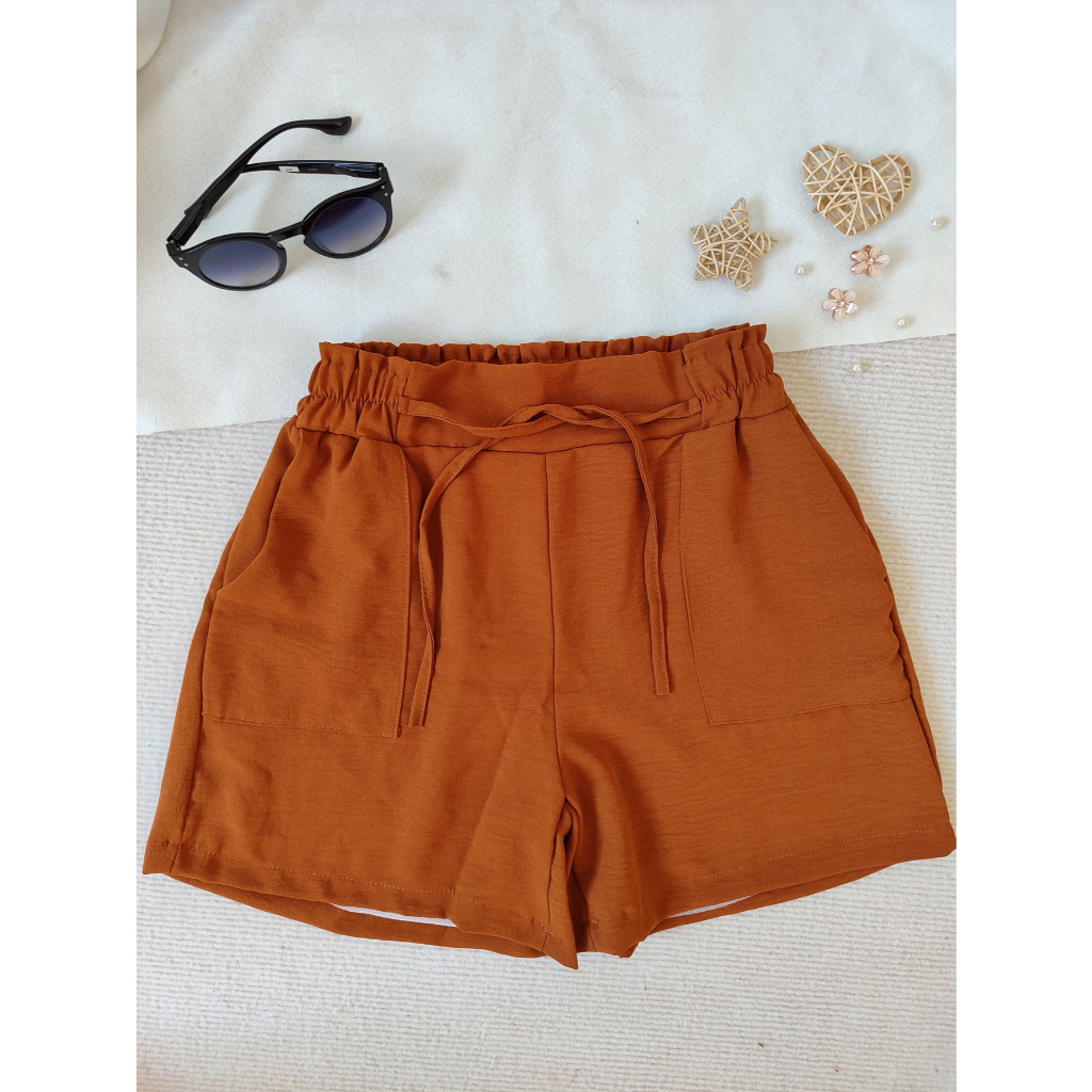 L.L MODAS FEMININA  short duna feminina basico com bolso e elastico traseiro com forro