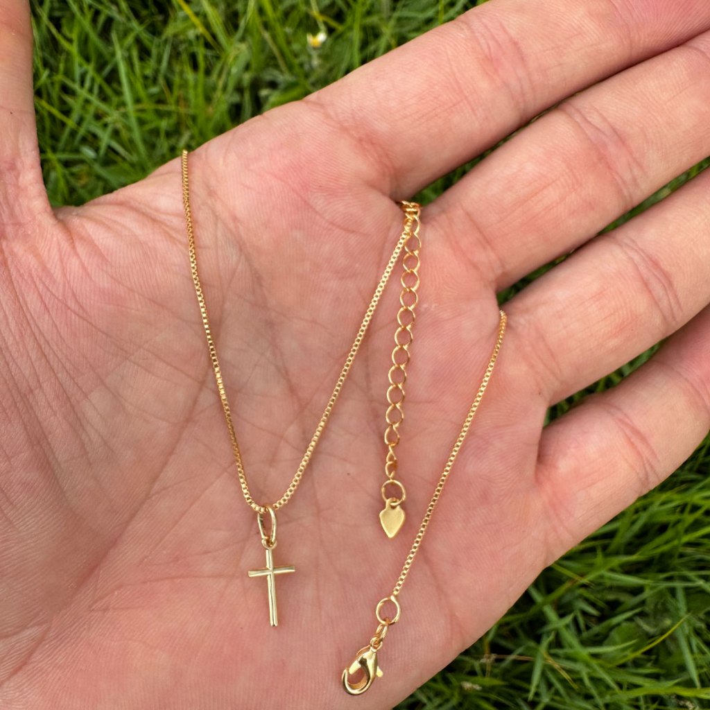 Pingente Cruz Palito Mini Corrente Veneziana Banhado A Ouro 18k