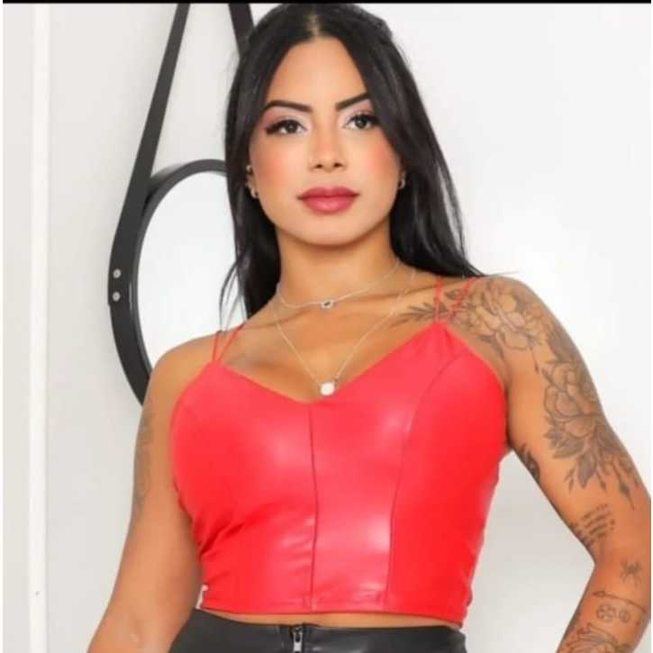 Cropped em Couro Cirré com Duas Alças e Detalhe Trançado nas Costas - Super Confortável em Oferta na Shopee