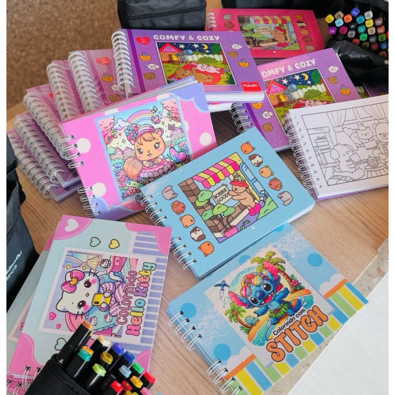 Livro de Colorir - Estilo bobbie Goods - Diversos temas para você escolher - Capa Dura- Fo...