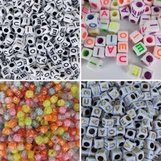 1.000 Unidades Miçangas Letras Quadradas Pulseiras Artesanato Colares Infantil Chaveiro em Oferta na Shopee