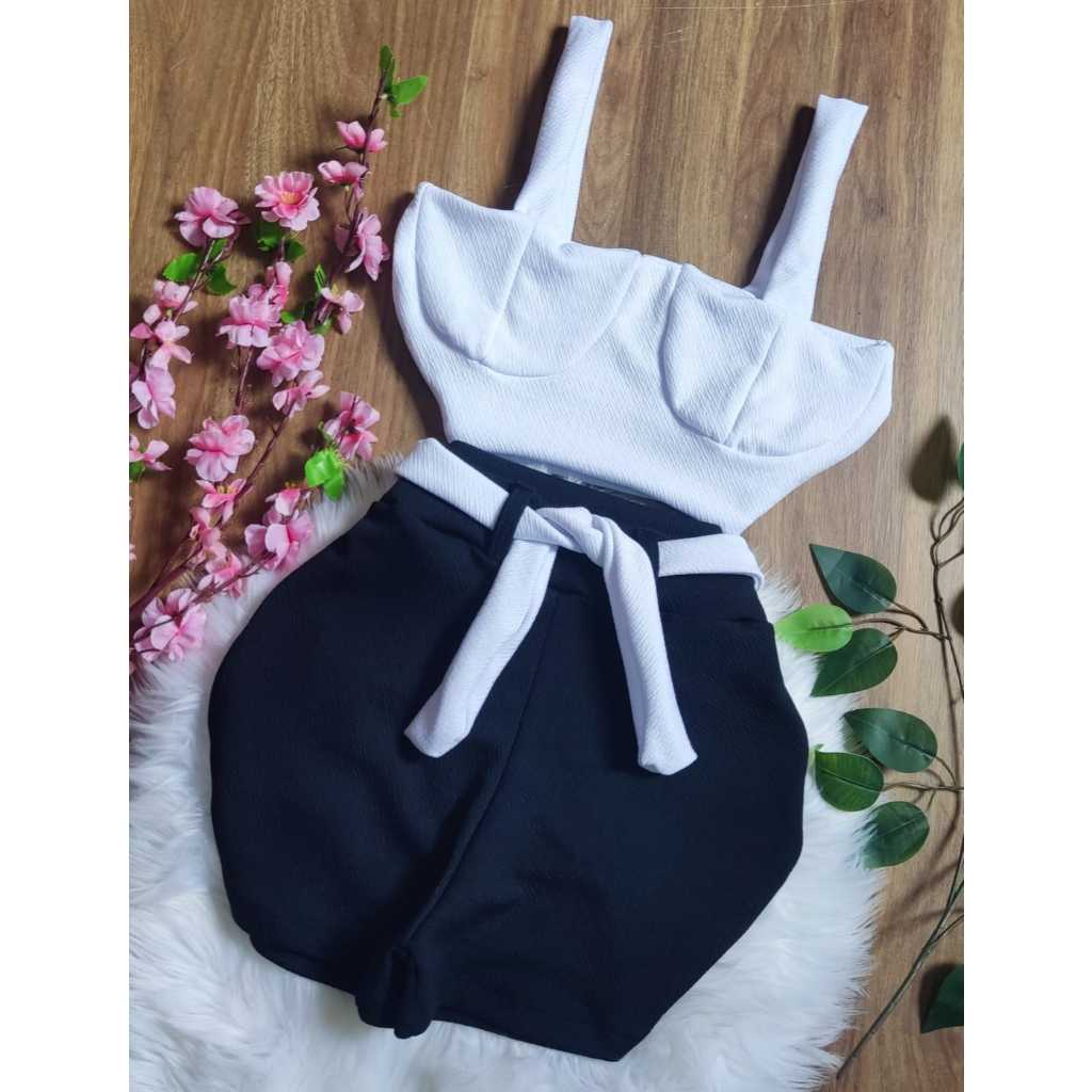 Conjunto Cropped estiloso + short saia (cropped com bojo)