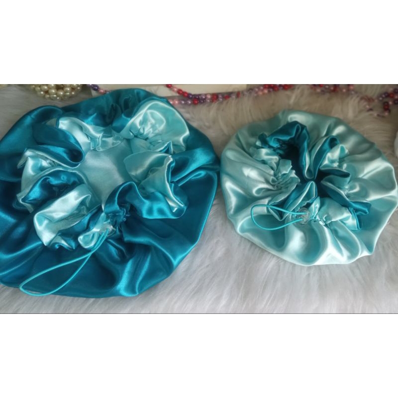 Touca de Cetim Combo Mãe e Filha: kit de 2 Toca de Cetim para Cabelo – Cuide dos Seus Fios com Estilo! Envio imediato