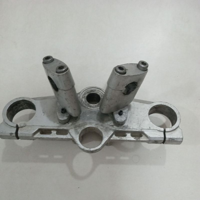 Mesa superior Suzuki bandit 650 2011 original usado