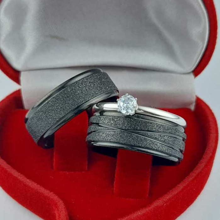 Duas Aliança Diamantada Preta Extra Brilho Feminina Masculina Compromisso Namoro Noivado em Oferta na Shopee