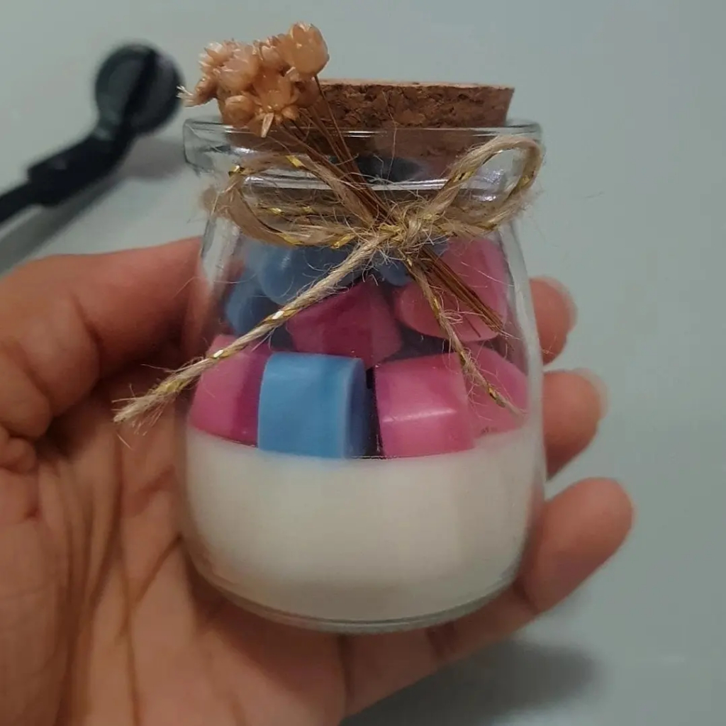 Velas Aromáticas Personalizadas 70g para lembrancinha Chá de Bebê/ Chá Revelação/ Saída da Maternidade/ Aniversário