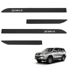 FRISO LATERAL TOYOTA HILUX SW4 06/ 4 PORTAS OPCIONAL MODELO FACAO COM NOME GRAVADO AUTO COLANTE (JOGO 4 PECAS) PRETO GRI