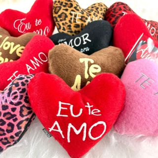 Combo 4 Corações De Pelúcia 13 cm Presente Para Namorados em Oferta na Shopee