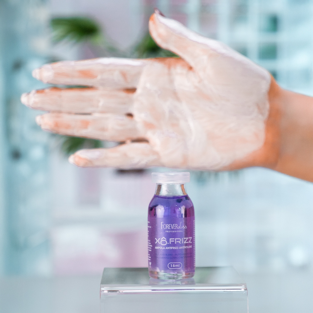 Detalhes do Ampola para Cabelo Xô Frizz Forever Liss 15ml