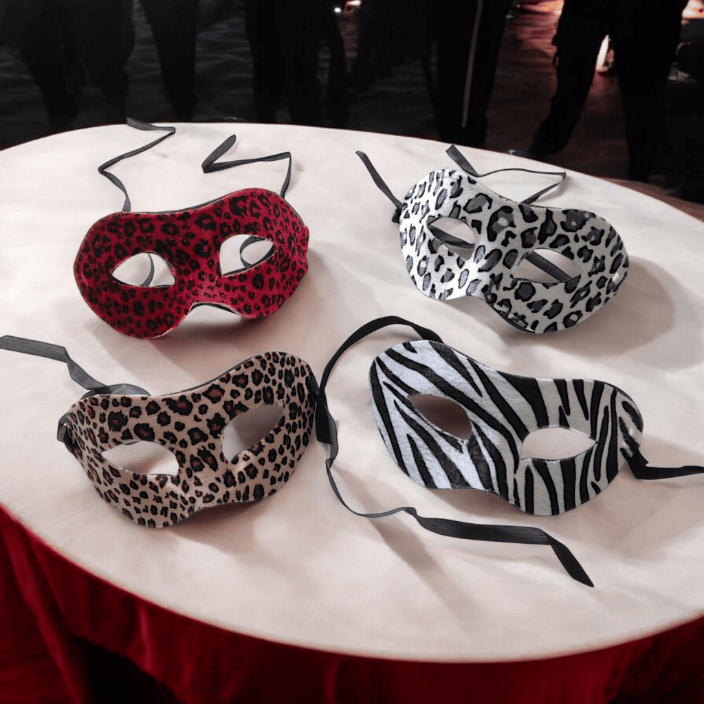 Máscara de Gala Teatro Festas Carnaval Casamento Swing Aniversário Fantasia Halloween onça oncinha tigre