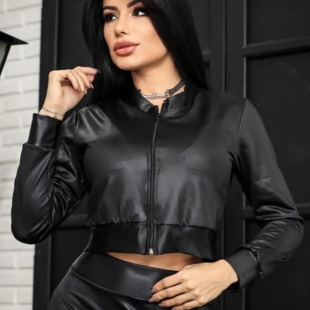 Casaco Jaqueta Bomber Em Cirrê Curto em Oferta na Shopee