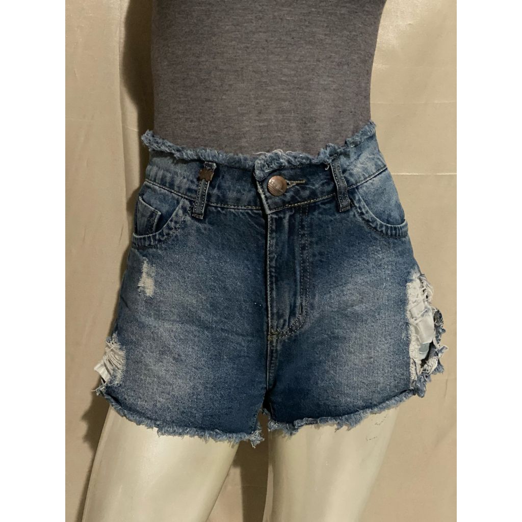 short jeans feminino destroyed K2b, 36 (brechó, bazar, usado, desapegos, garimpo)
