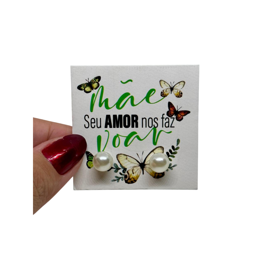 Pares Brinco de Pérola + Tag Borboleta Seu Amor Nos Faz Voar | Lembrancinha para Dia das Mães em Oferta na Shopee