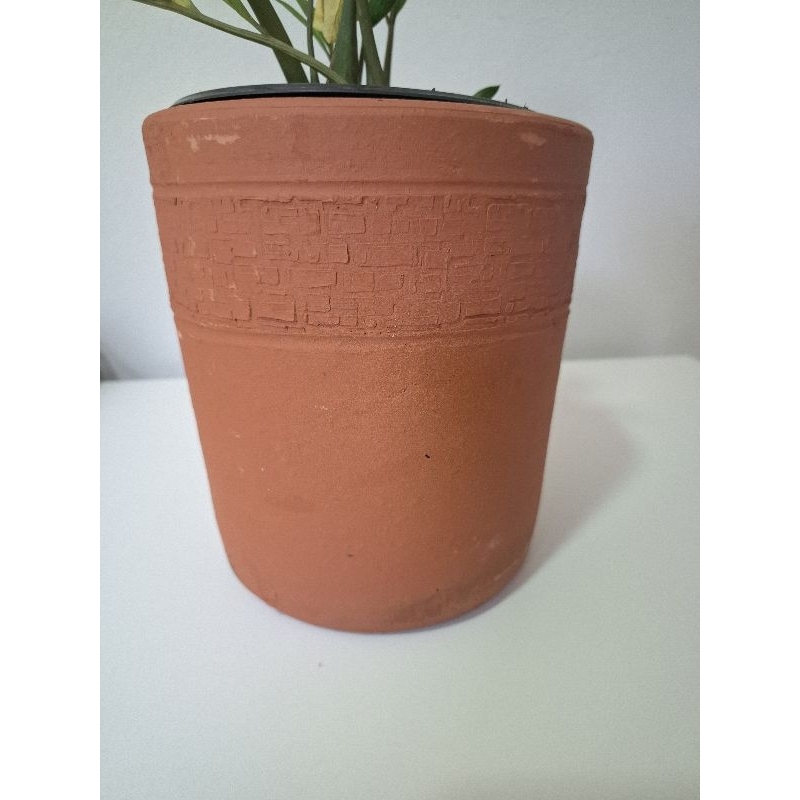 Vaso/ Cachepot de barro