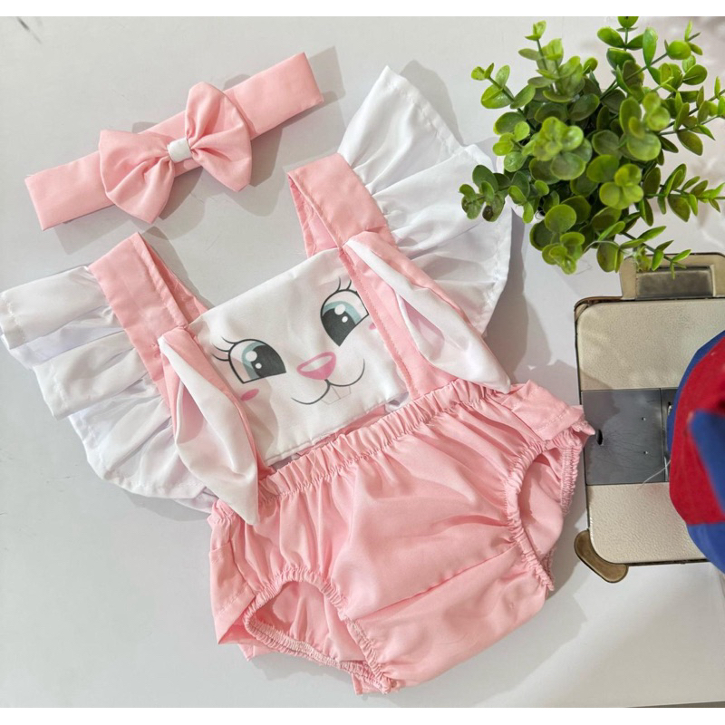 Romper temático jardineira para mesversario páscoa e ensaio fotográfico coelhinha em Oferta na Shopee