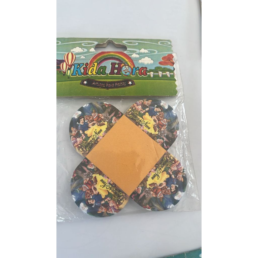 KIT FORMINHA PORTA BRIGADEIRO BEIJINHOS PRINCESA SOFIA GALINHA PINTADINHA BRANCA DE NEVE