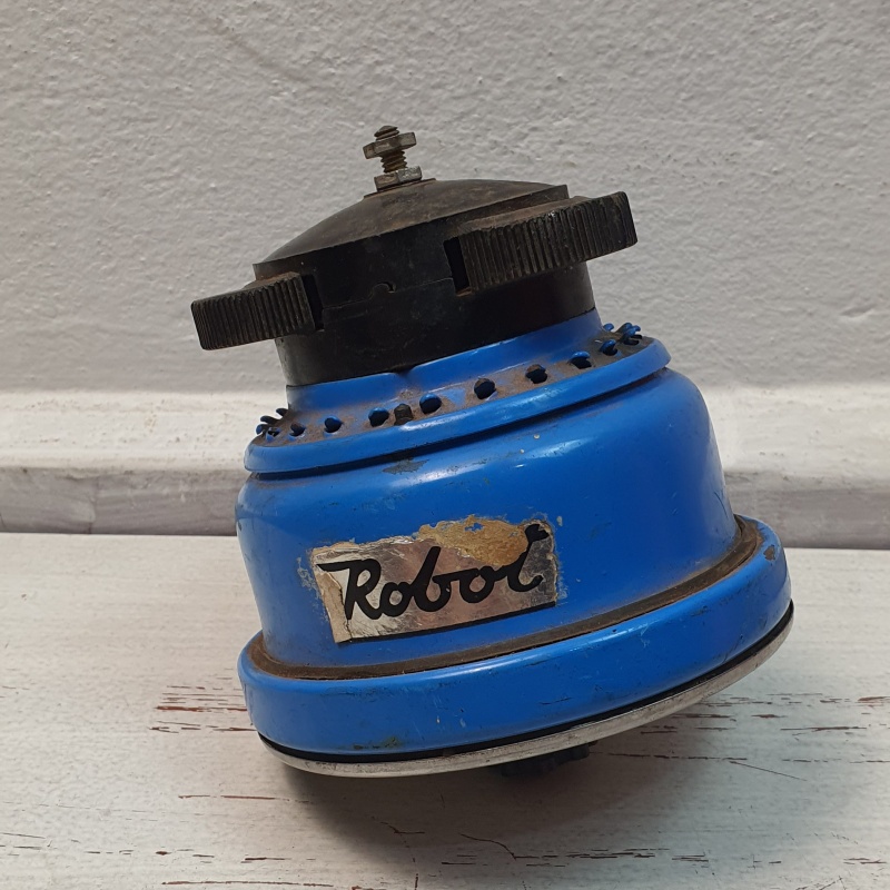 decoração antigo vintage chuveiro robot azul