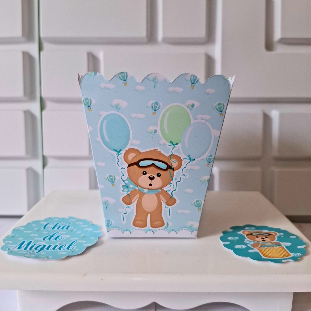 Centro de Mesa modelo Cachepo, Caixa para pipoca, Lembrancinha de Festa Personalizada com Tag Ursinho Cha de Bebe azul