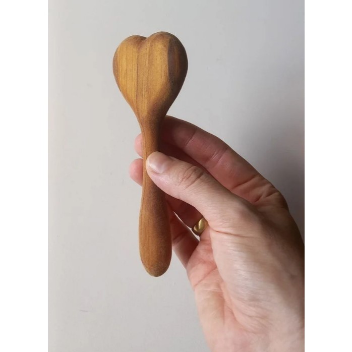Mini colher de coração em madeira