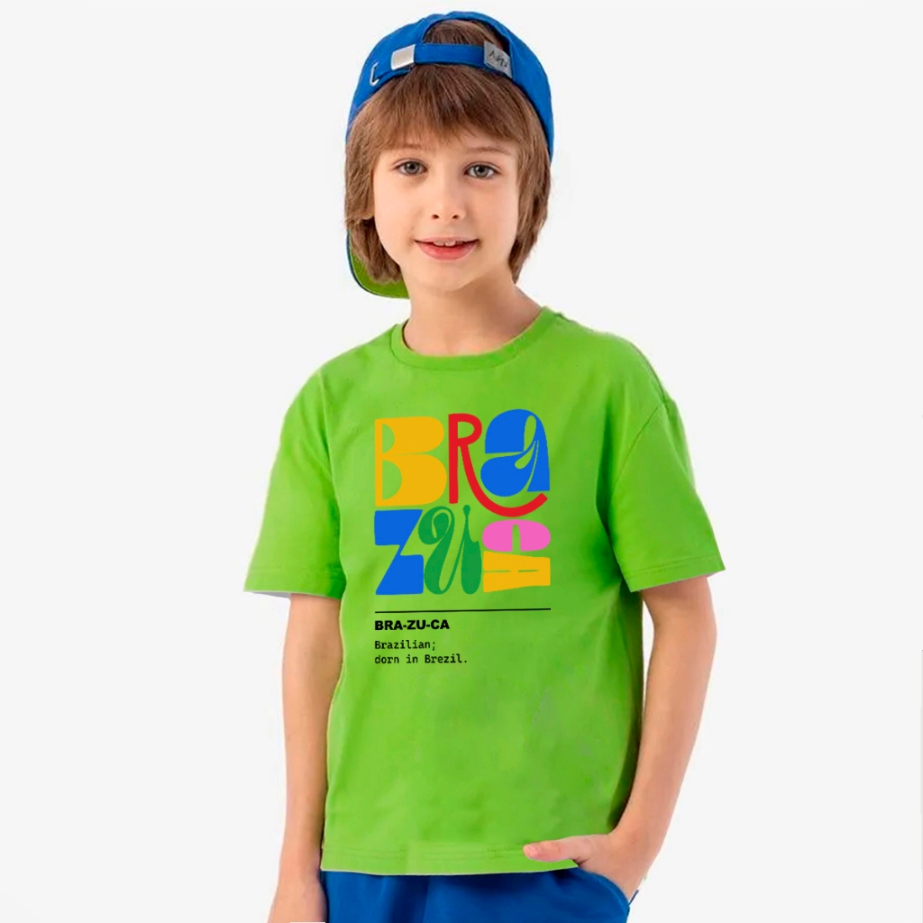 Camiseta Masculina Infantil que Resiste à Brincadeira Estampada Porque Ser Criança é Ser Colorido