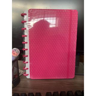Caderno Inteligente 10 Disco B5 Capa Texturizada Folha Removível (COR ALEATÓRIA) - PAPELARIA FOFA em Oferta na Shopee