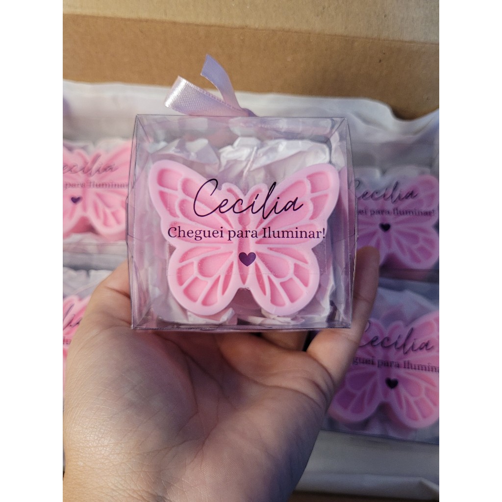 Lembrancinha Personalizada Borboleta - Aroma Premium Mamãe & Bebê - Perfeita para chá de bebê, maternidades, aniversário