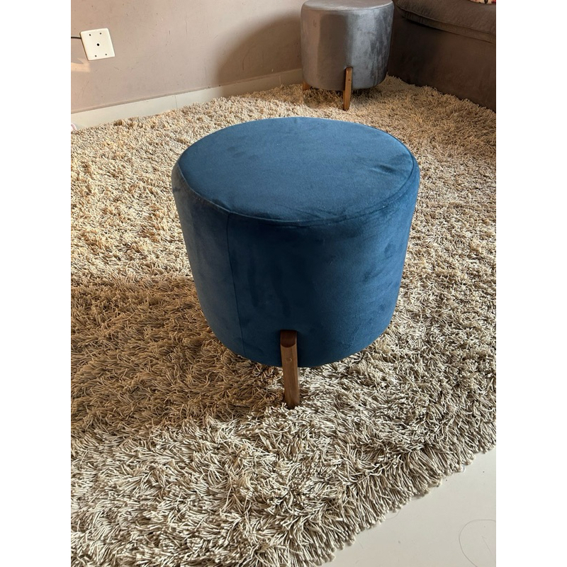 puff para sala, quarto ou recepção ! Puff estiloso com tecido de veludo sofisticado