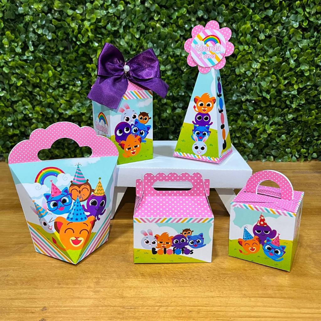 KIT FESTA PERSONALIZADA BOLOFOFO MENINA - PEGUE E MONTE - Lembrancinha - Aniversário - Festa
