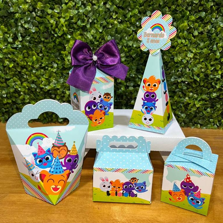 KIT FESTA PERSONALIZADA BOLOFOFO MENINO - PEGUE E MONTE - Lembrancinha - Aniversário - Festa