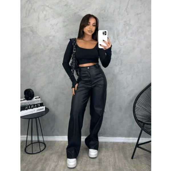 Calça couro sintetico Com Bolso Feminina Wide Leg Inverno Tendencia Moda