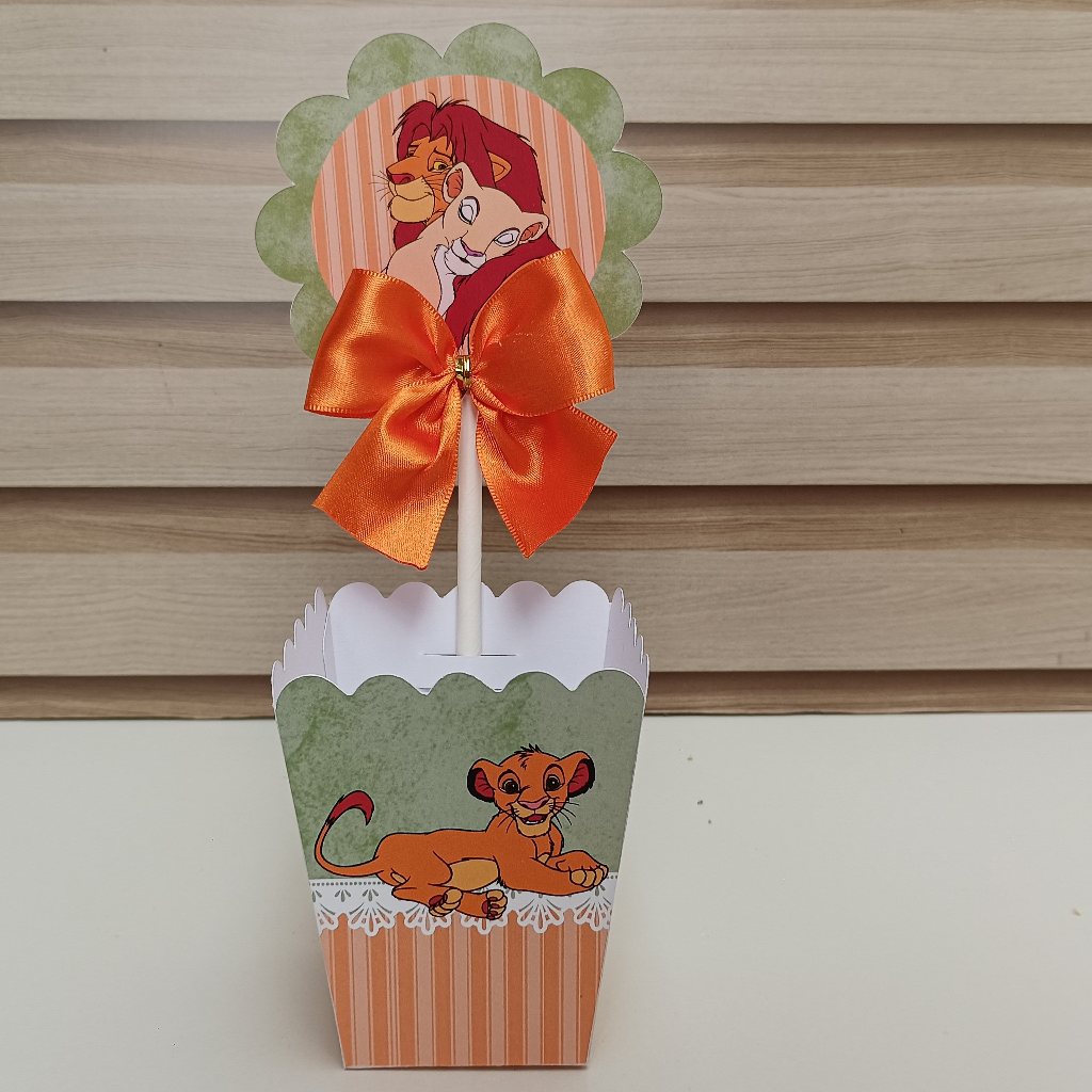 Centro de mesa Rei Leão/cachepô personalizado Rei Leão/lembrancinha personalizada de festa