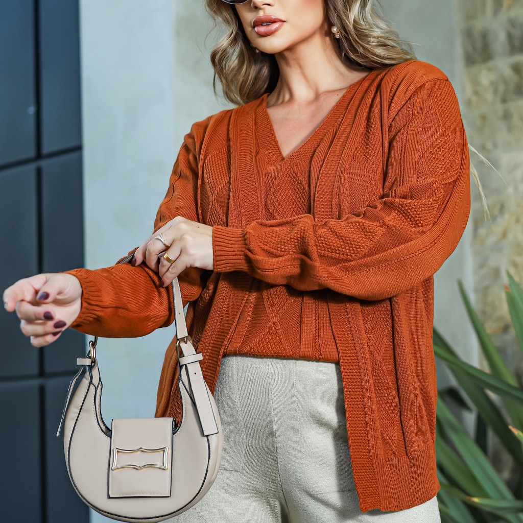 Detalhes do Conjunto Casaco e CamisetaTricot Twin Set