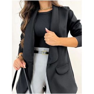 Blazer Slim Fit: Estilo e Versatilidade para Todas as Ocasiões!